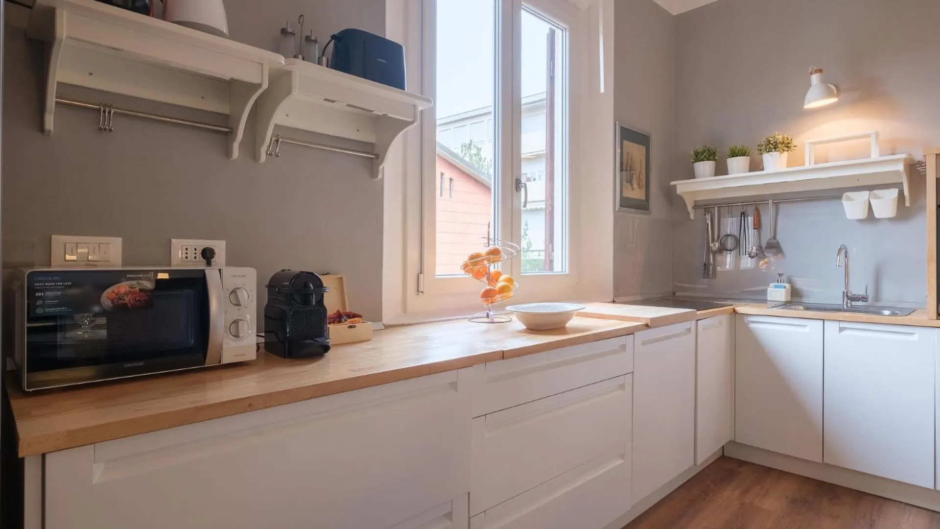 Elegance And Comfort In The Heart Of Bologna
