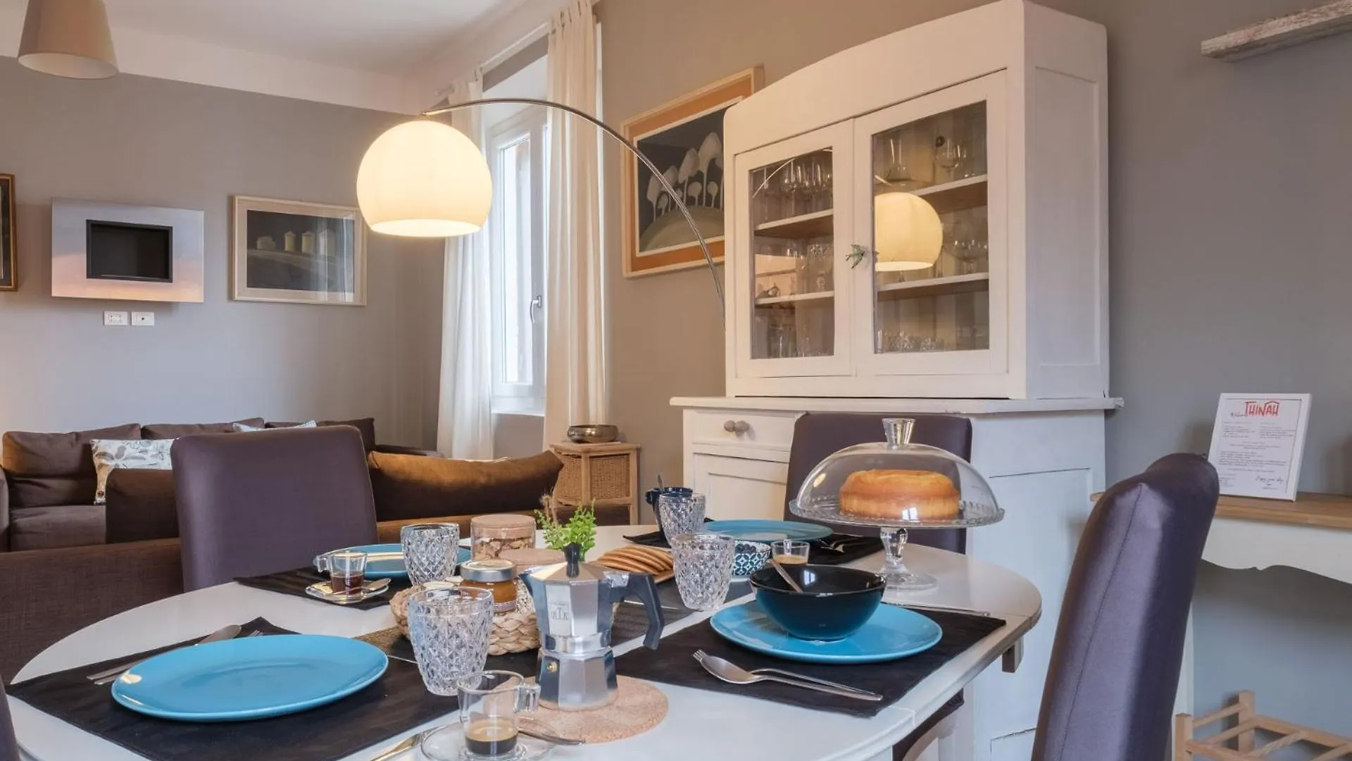 Elegance And Comfort In The Heart Of Bologna 0*,  Italien